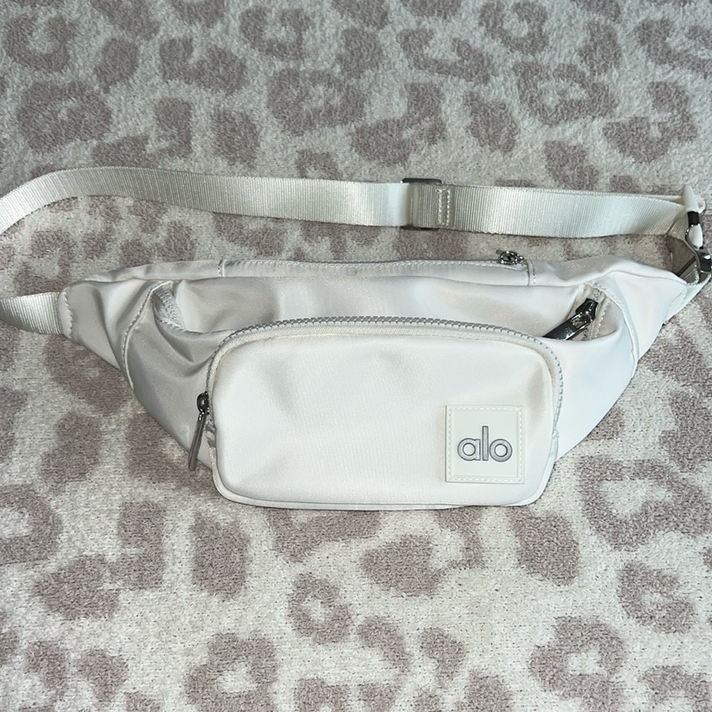 ALO FANNY PACK